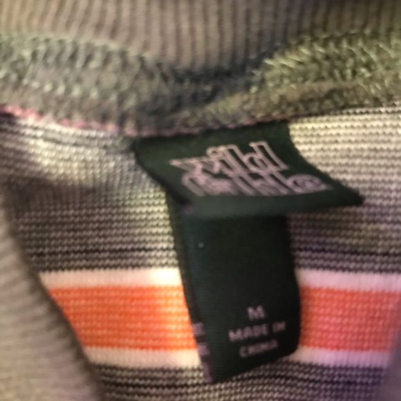 Bubble sleeve sweatshirt. - Picture 2 of 2